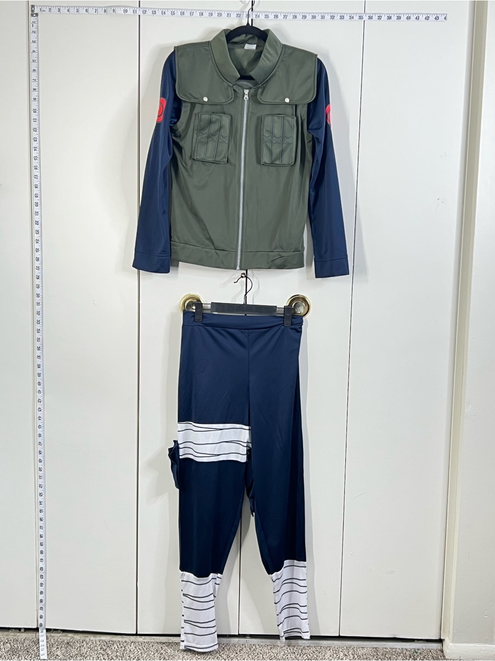 NARUTO SHIPPUDEN Anime Cosplay Costume Set – Green Tactical Vest & Blue Pants